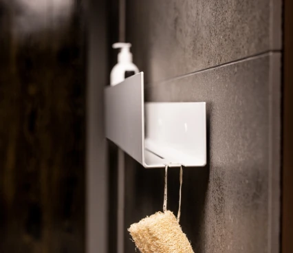 Accessories UASHR900TW0W Bathroom shelfLuss image